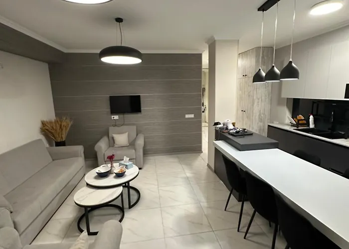 Elegant Escape In City Center